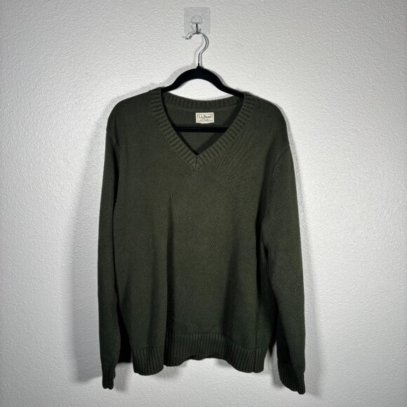 L.L. Bean Green Pullover V-Neck Long Sleeve Knit Preppy Outdoors Cotton Sweater - Picture 2 of 9